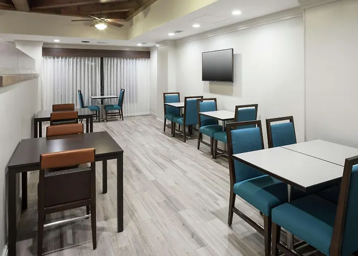Hotel Hampton Austin