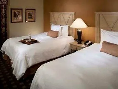 Hampton Austin 3*