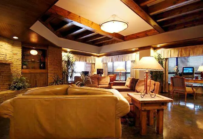 Hampton Austin Hotel 3*